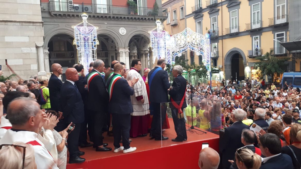 Arriva dalla diocesi di Nocera Sarno l’olio per la lampada votiva di San Gennaro