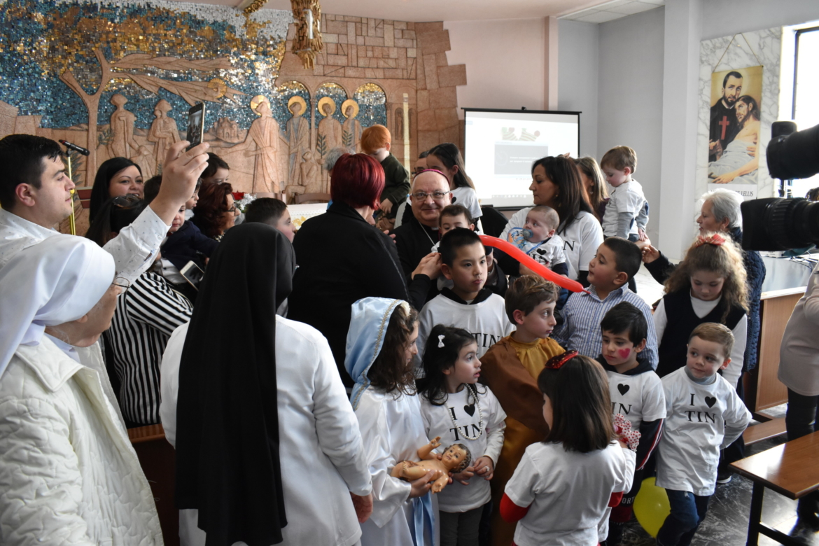 Il vescovo Giudice all'ospedale Umberto I per la Tin