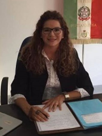 Teresa Staiano dirigente scolastica