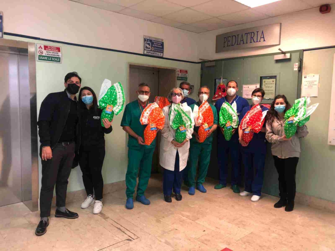 Per i bambini in ospedale tante uova di Pasqua