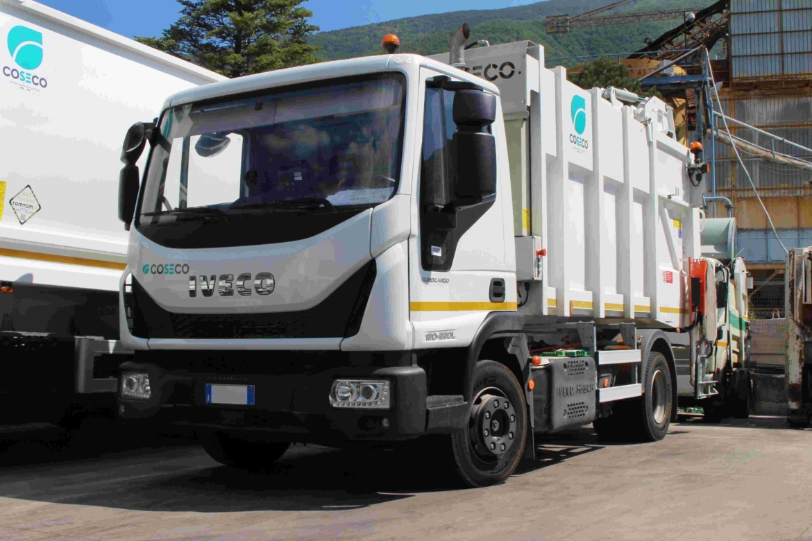 rifiuti compattatore