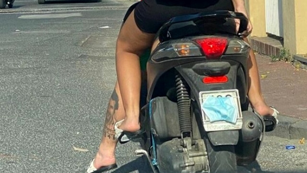 moto mascherina targa