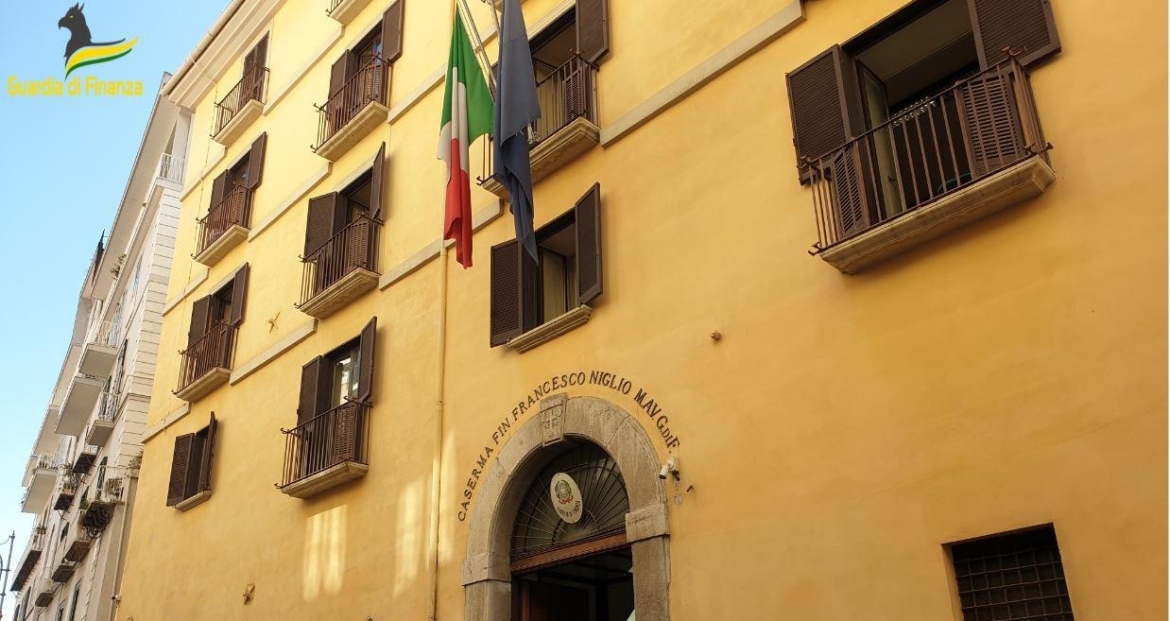 Usura, costretto a chiudere il suo bar per pagare i debiti