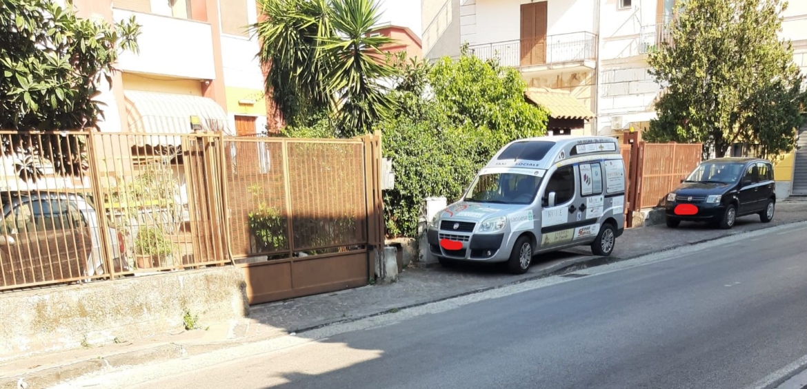 Nocera, anche il taxi sociale in divieto di sosta