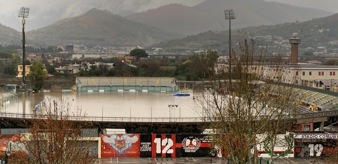 Stadio San Francesco allagato Nocera