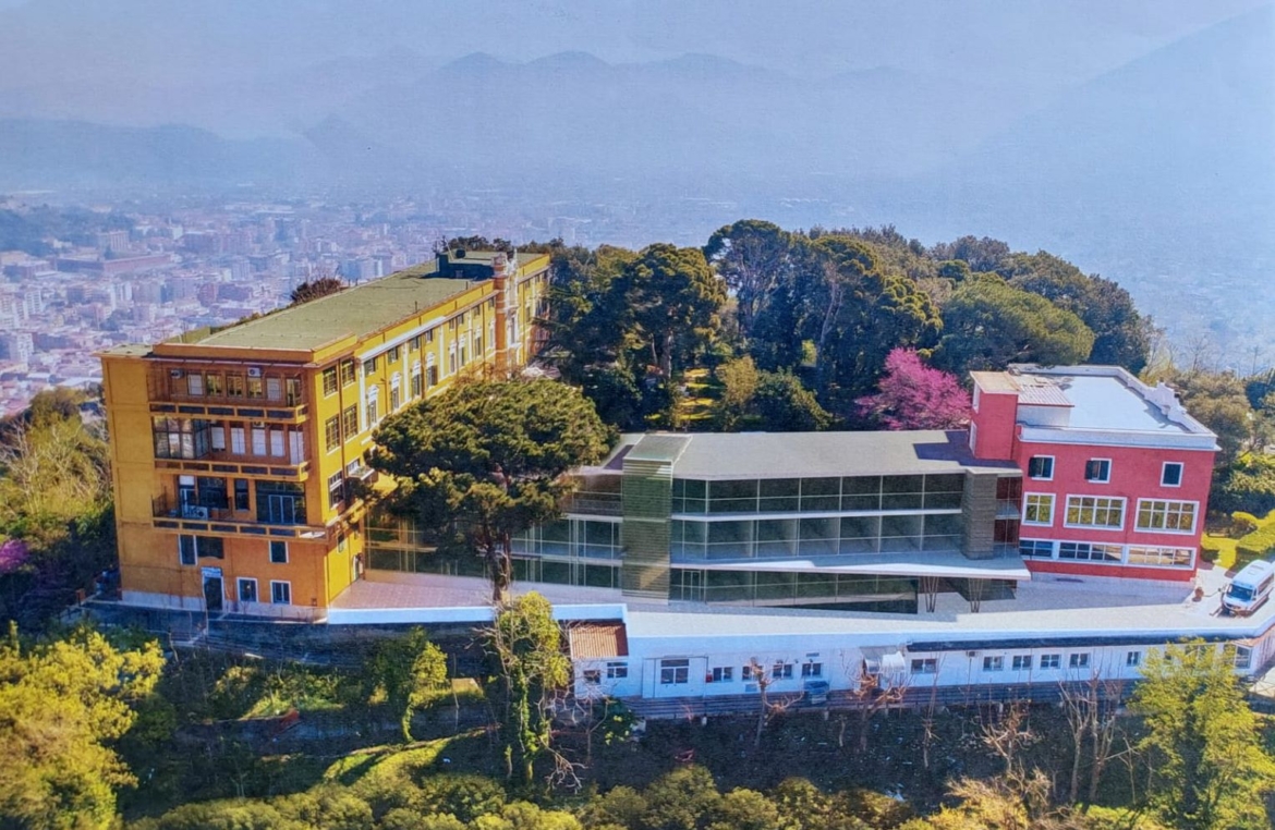 Villa dei Fiori “complimenti al sindaco”