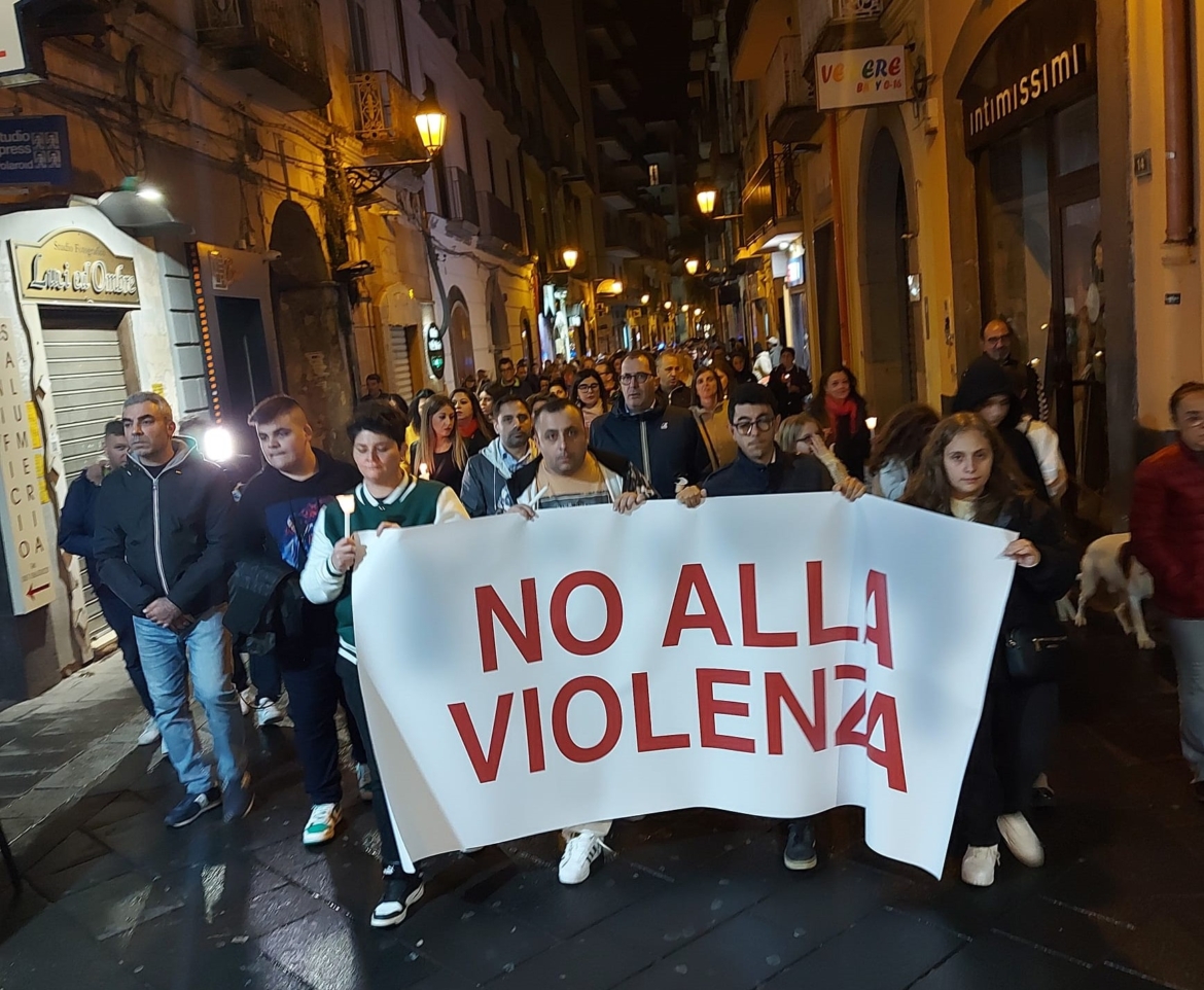 Nocera ricorda Annalisa “mai più violenze”