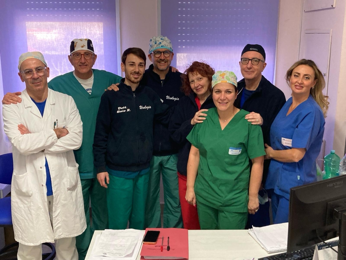 Nocera, asportato tumore grande come un pallone