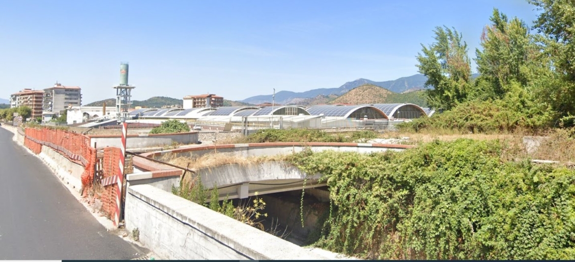 Nocera, “vane promesse, ora aprite quel ponte”