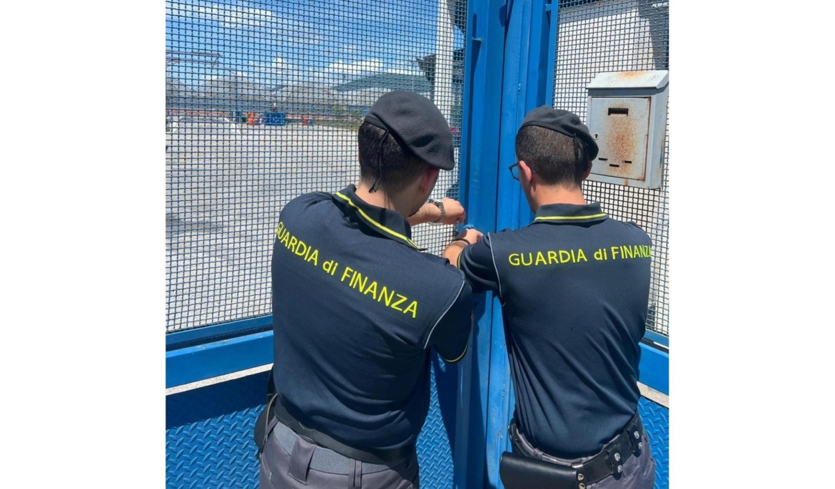 Bombole di gas “pericolose”, sequestrate dalla Finanza