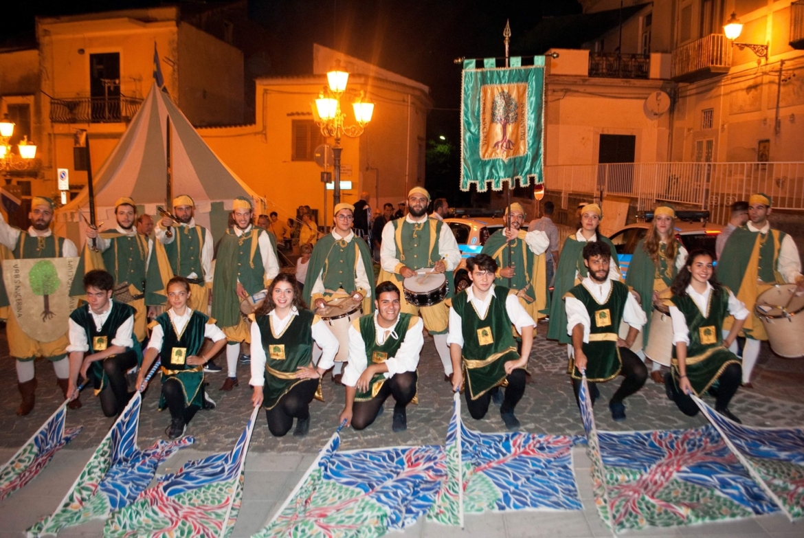 Processione di San Prisco “noi, esclusi dalla politica”
