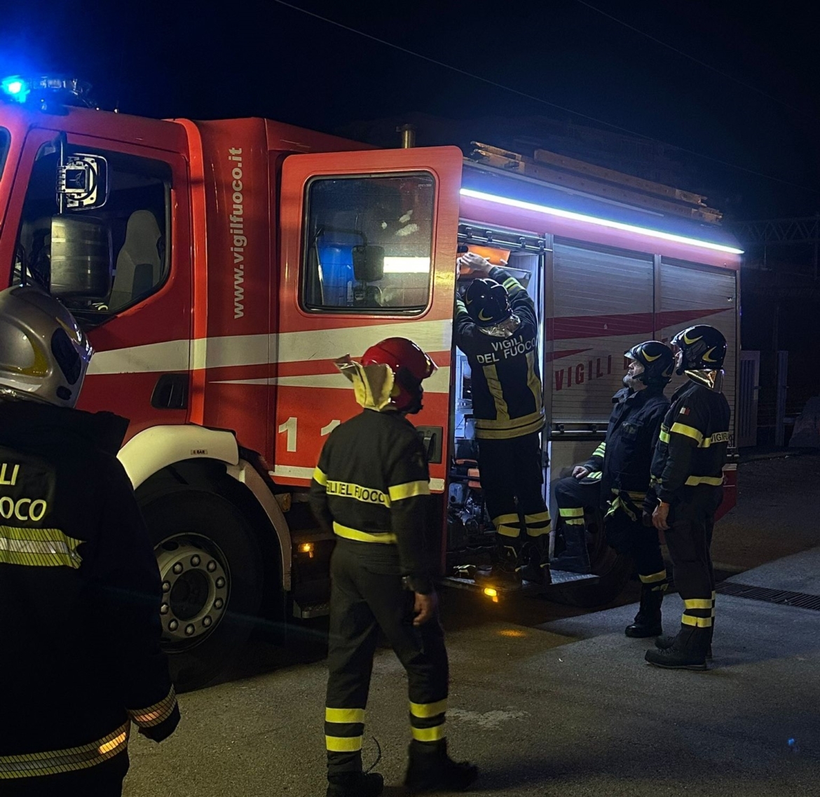 Incendio in discoteca a Pontecagnano