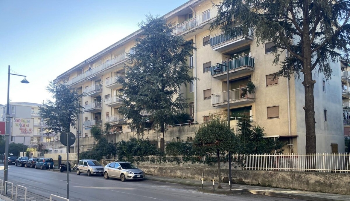 Allarme topi in via Russo a Nocera Superiore