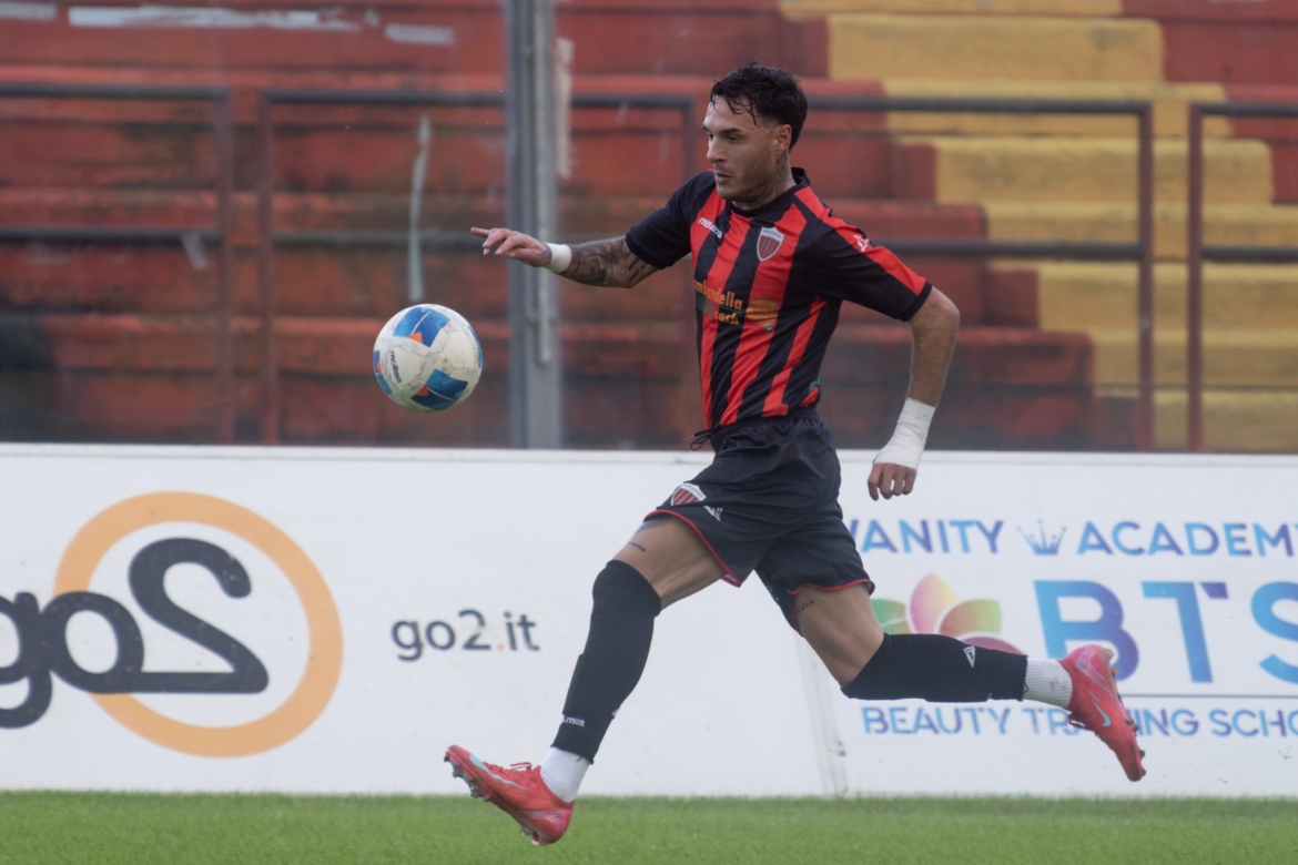 La Nocerina ne rifila tre al Sassari Latte Dolce