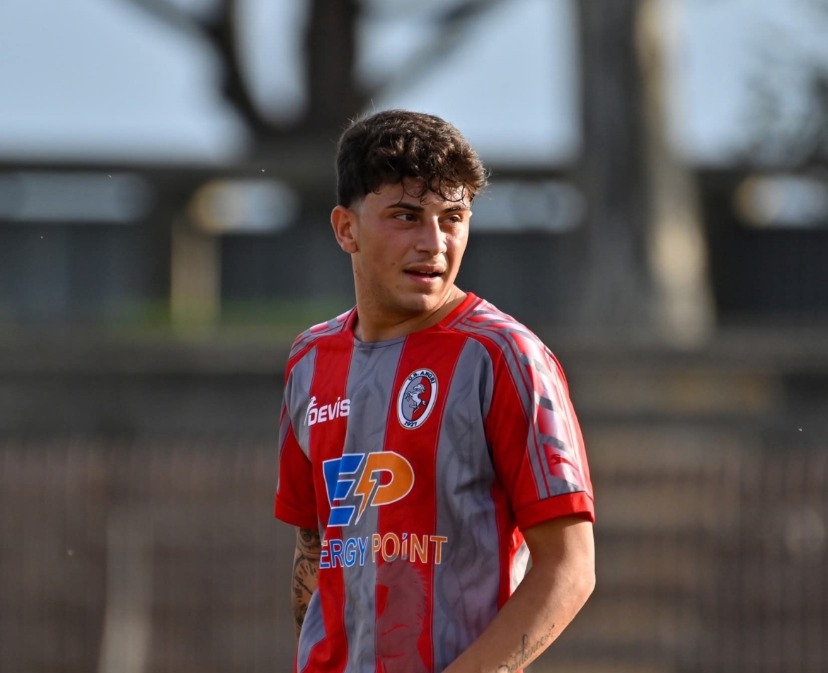Petrone_aggressione Napoli_calciatore