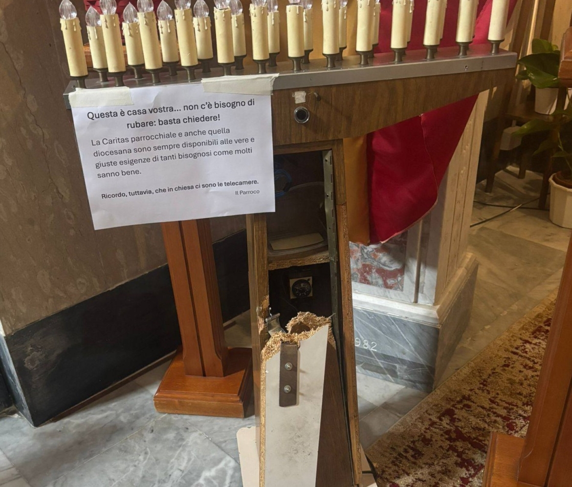 Furto in chiesa a Nocera Inferiore, l’appello del parroco: «I figli non rubano, chiedono»