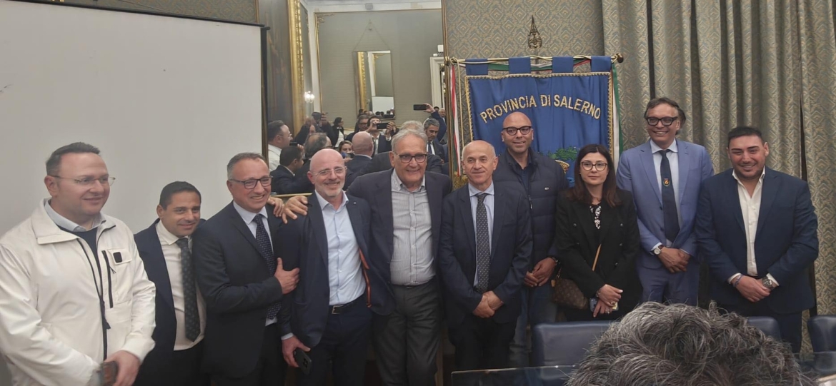 Geppino Parente presidente della Provincia
